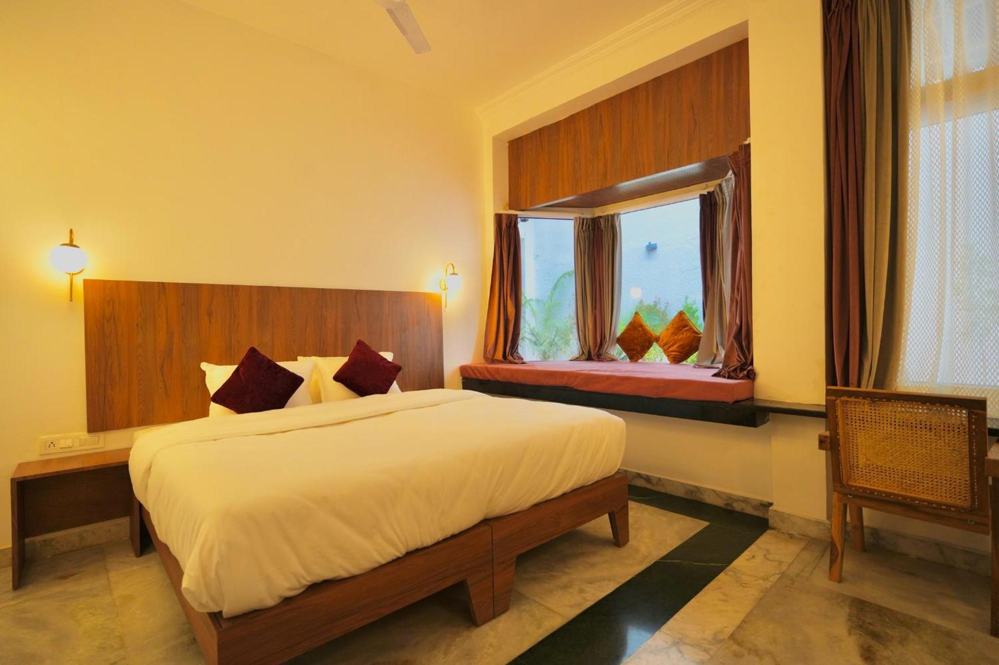 Bhopal Lake Stays Exterior photo